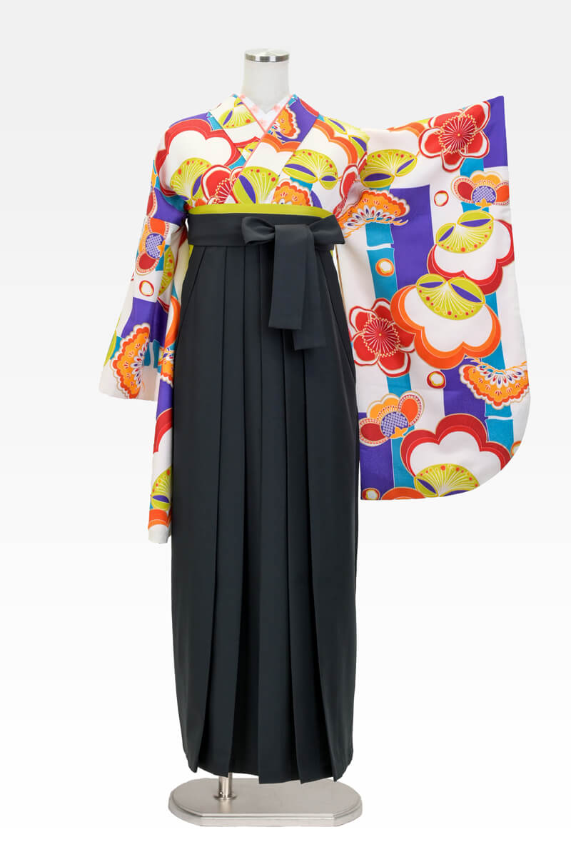 【卒業式袴宅配ネットレンタル/人気/通販レンタル】レトロ古典個性的(オシャレ)　白/黄色/水色/紫/黒　CCC597_KUR003